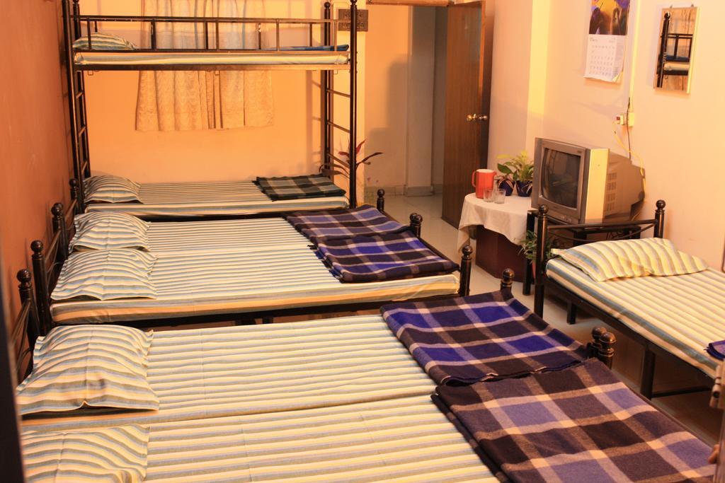 Hotel Minerva Residency Bangalore Zimmer foto